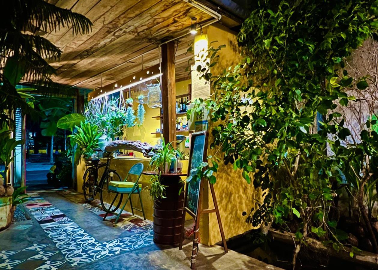 Uyen'S House Hotel Chi Khu Co Ong Exterior photo